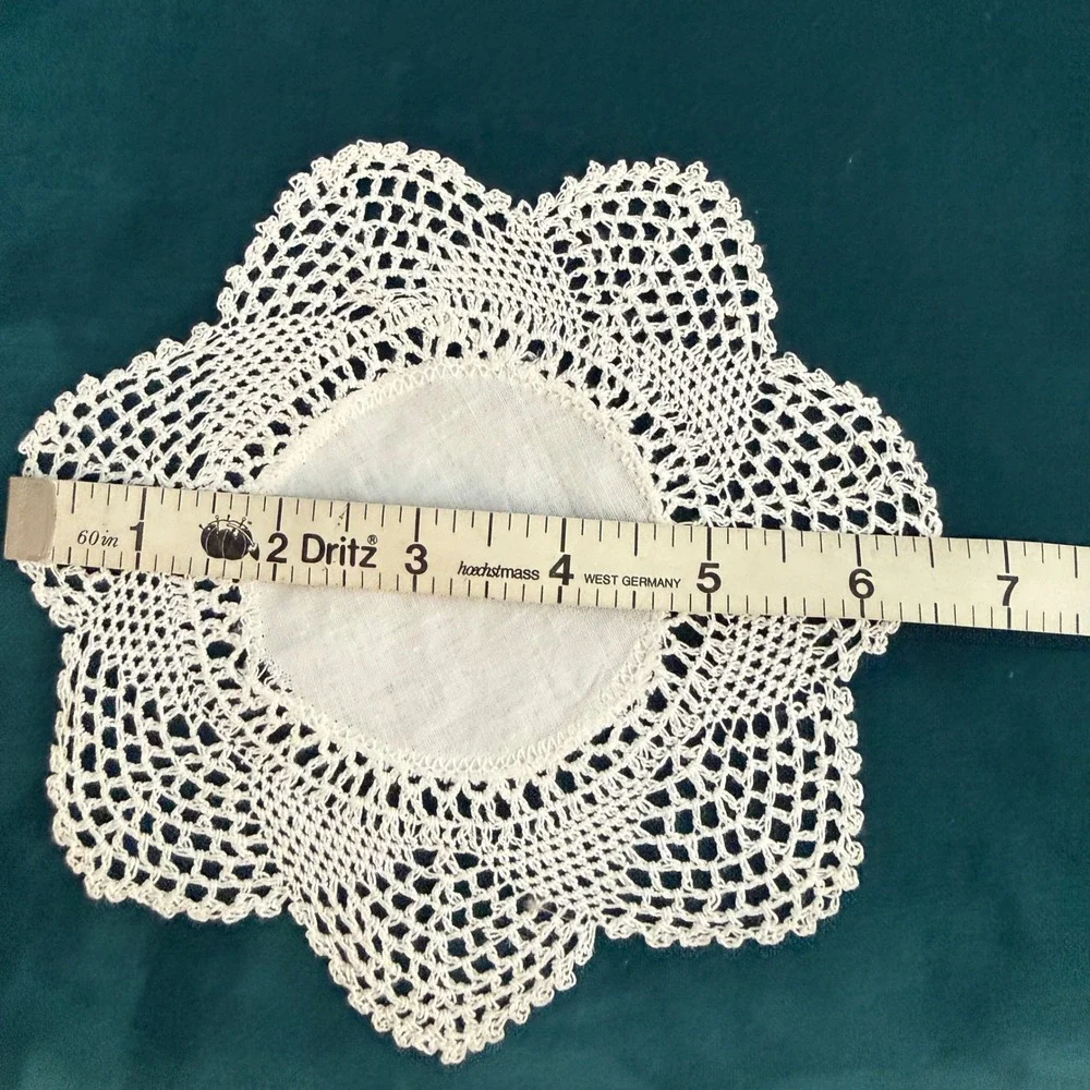 Vintage Crochet‎ Lace Doilies Set 4 Handcrafted Floral Embroidered Handkerchiefs